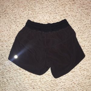 Lululemon tracker shorts Size 2
